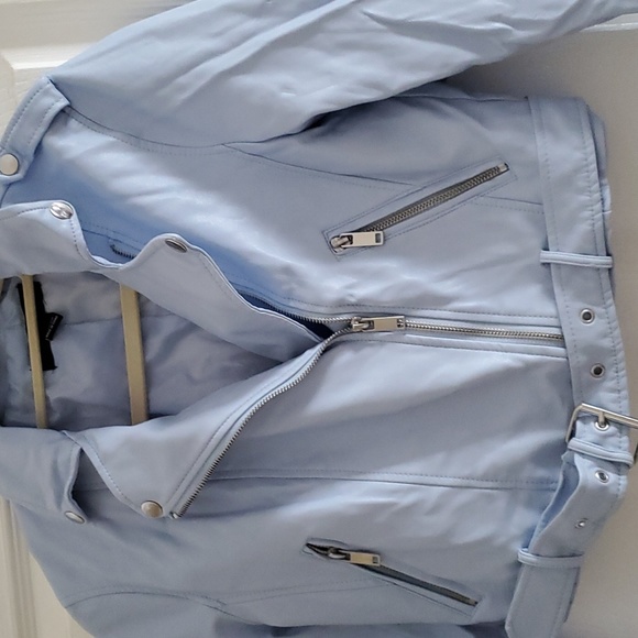 Forever 21 Baby Blue Crop Jacket size M - Picture 2 of 15